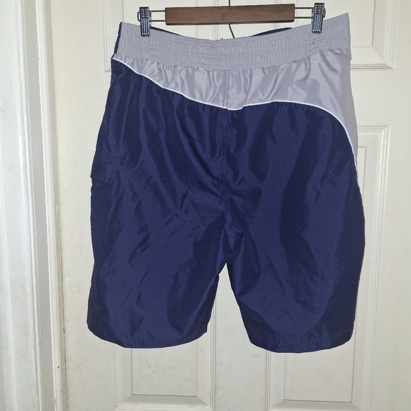 Gehuihe merchandise large swimming trunks - Picture 4 of 5